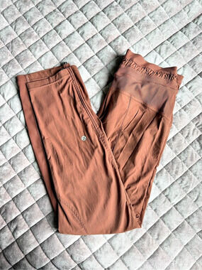 Lululemon Dance Studio Mid-Rise Jogger Brown Wide Leg Pants